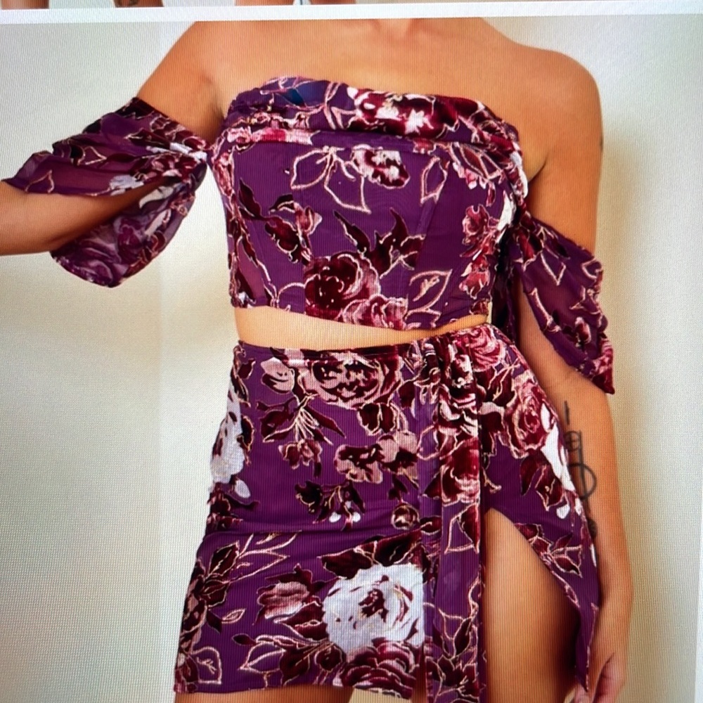 Purple drape design floral strapless crop top